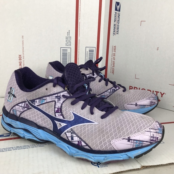 mizuno womens size 11